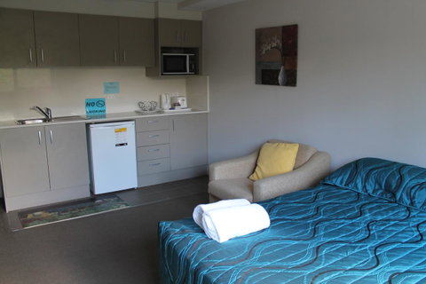 Strathfield Executive Accommodation - New Castle Holiday 7