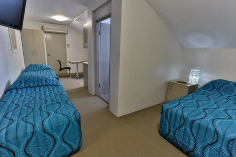 Strathfield Executive Accommodation - New Castle Holiday 2