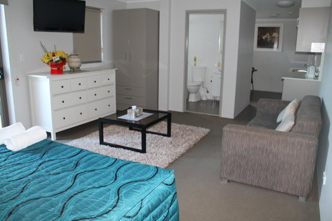 Strathfield Executive Accommodation - New Castle Holiday 3