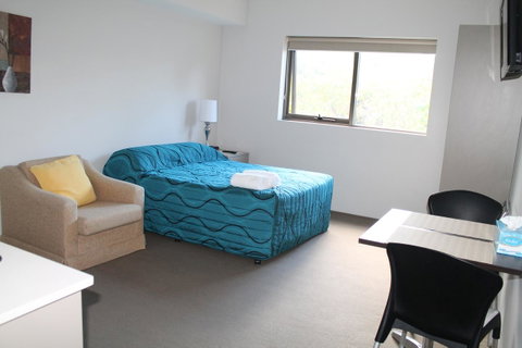 Strathfield Executive Accommodation - New Castle Holiday 8