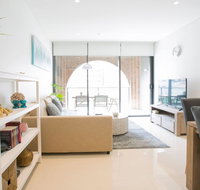 Newly settled three bedrooms apartment in CBD - New Castle Holiday