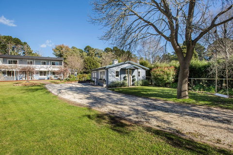 Bowral Escape - New Castle Holiday 4