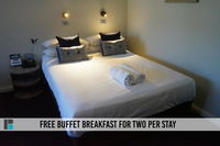 Book Bathurst Accommodation Vacations New Castle Holiday New Castle Holiday