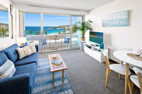 Relaxed Beachside Living - New Castle Holiday 2