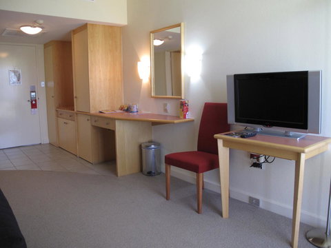 Crowne Plaza Alice Springs Lasseters, An IHG Hotel - New Castle Holiday 10