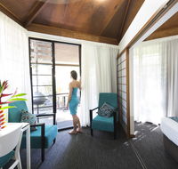 Palms City Resort - New Castle Holiday