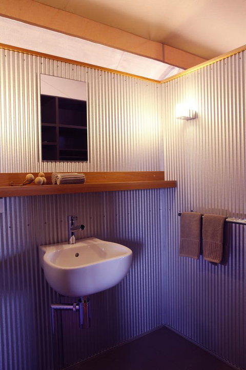 Wildman Wilderness Lodge - New Castle Holiday 11