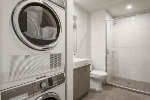 Hudson Berrimah - New Castle Holiday 3