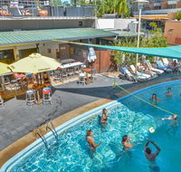 Youth Shack Backpackers Darwin - New Castle Holiday