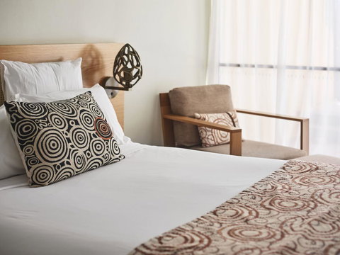 Sails In The Desert - New Castle Holiday 1