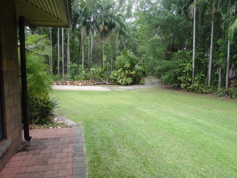 DARWIN'S SHADY ACRES RETREAT - New Castle Holiday 9