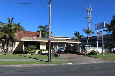 Golden Sands Motor Inn - New Castle Holiday 18