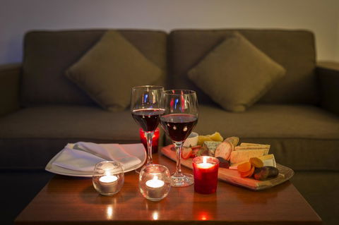 Novotel Canberra - New Castle Holiday 41