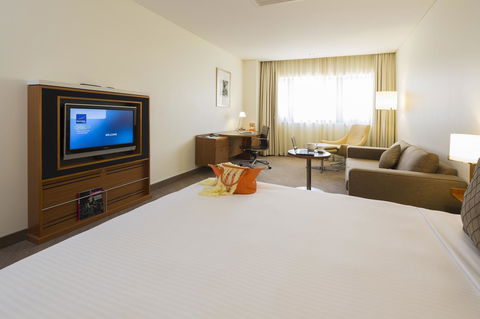 Novotel Canberra - New Castle Holiday 23