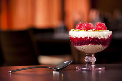 QT Canberra - New Castle Holiday 27