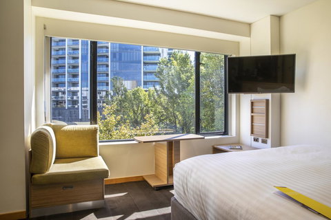 Crowne Plaza Canberra, An IHG Hotel - New Castle Holiday 14