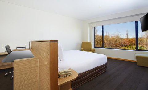 Crowne Plaza Canberra, An IHG Hotel - New Castle Holiday 41