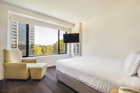 Crowne Plaza Canberra, An IHG Hotel - New Castle Holiday 21