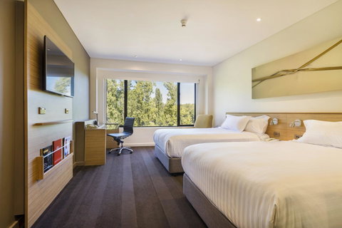 Crowne Plaza Canberra, An IHG Hotel - New Castle Holiday 32