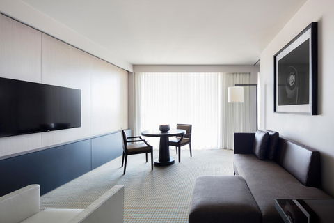 Hotel Realm - New Castle Holiday 10