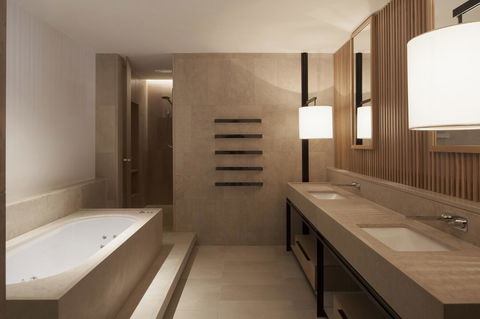 Hotel Realm - New Castle Holiday 19