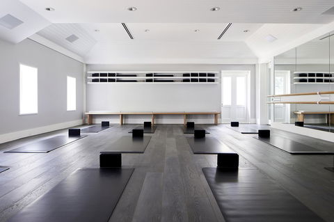 Hotel Realm - New Castle Holiday 24