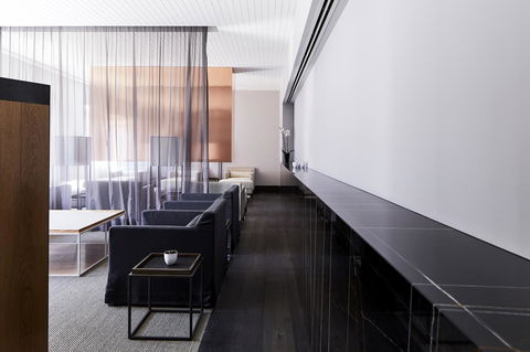 Hotel Realm - New Castle Holiday 22