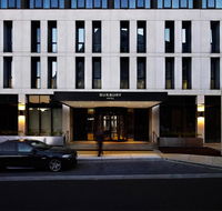 Burbury Hotel - New Castle Holiday