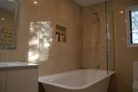 Garden Room - New Castle Holiday 11