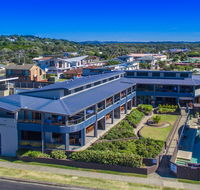 Lennox Holiday Apartments - New Castle Holiday
