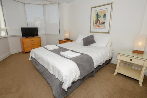 Bond 1603 - New Castle Holiday 2