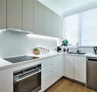 Bondi Beach Oasis-Car ParkPoolAir Con - New Castle Holiday