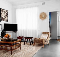 Bondi Surf Cottage - New Castle Holiday