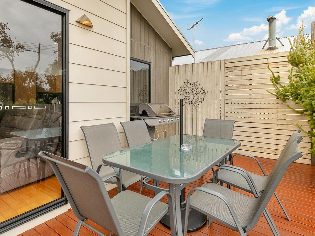 Sunset Strip VIC New Castle Holiday