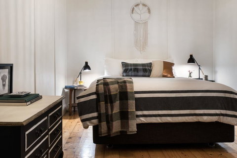 Botanica - New Castle Holiday 3