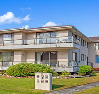 Boulevarde 2 - Pebbly Beach - New Castle Holiday