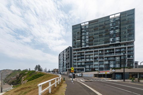 Boutique Apartment In Highly Sought After Arena - New Castle Holiday 1