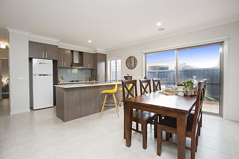 BOUTIQUE STAYS - Carinya - New Castle Holiday 3