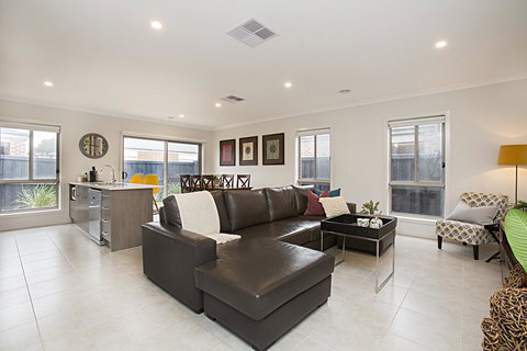 BOUTIQUE STAYS - Carinya - New Castle Holiday 0