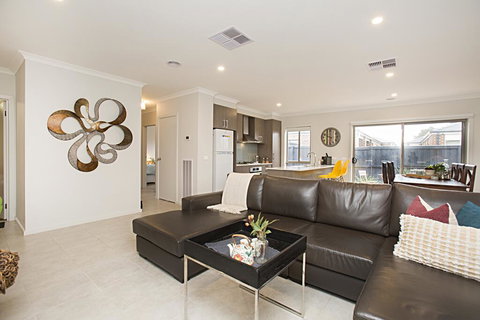 BOUTIQUE STAYS - Carinya - New Castle Holiday 1