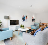 Boutique Stays - Murrumbeena Place 2 - New Castle Holiday