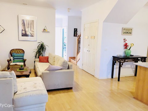 Boxhill - New Castle Holiday 1