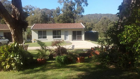 Brahminy Retreat - New Castle Holiday 0