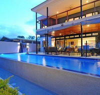 Bramston Beach - Luxury Holiday House - New Castle Holiday