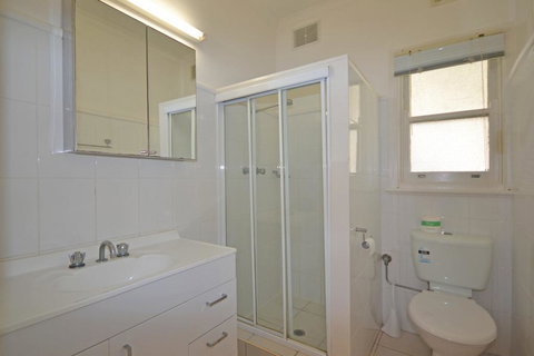 Breakers 1 2 Hill Street - New Castle Holiday 2