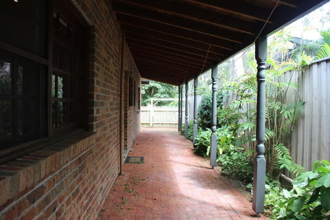 BREEZA ON BOOM - New Castle Holiday 2