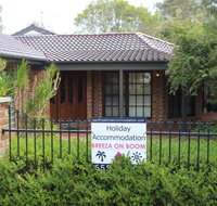 BREEZA ON BOOM - New Castle Holiday