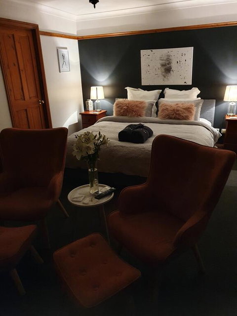 Brick Creek House - New Castle Holiday 1