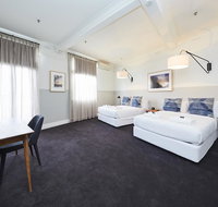 Bridgeview Hotel Willoughby - New Castle Holiday
