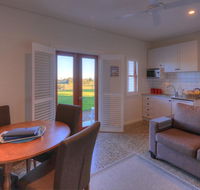Bridle Guesthouse - New Castle Holiday